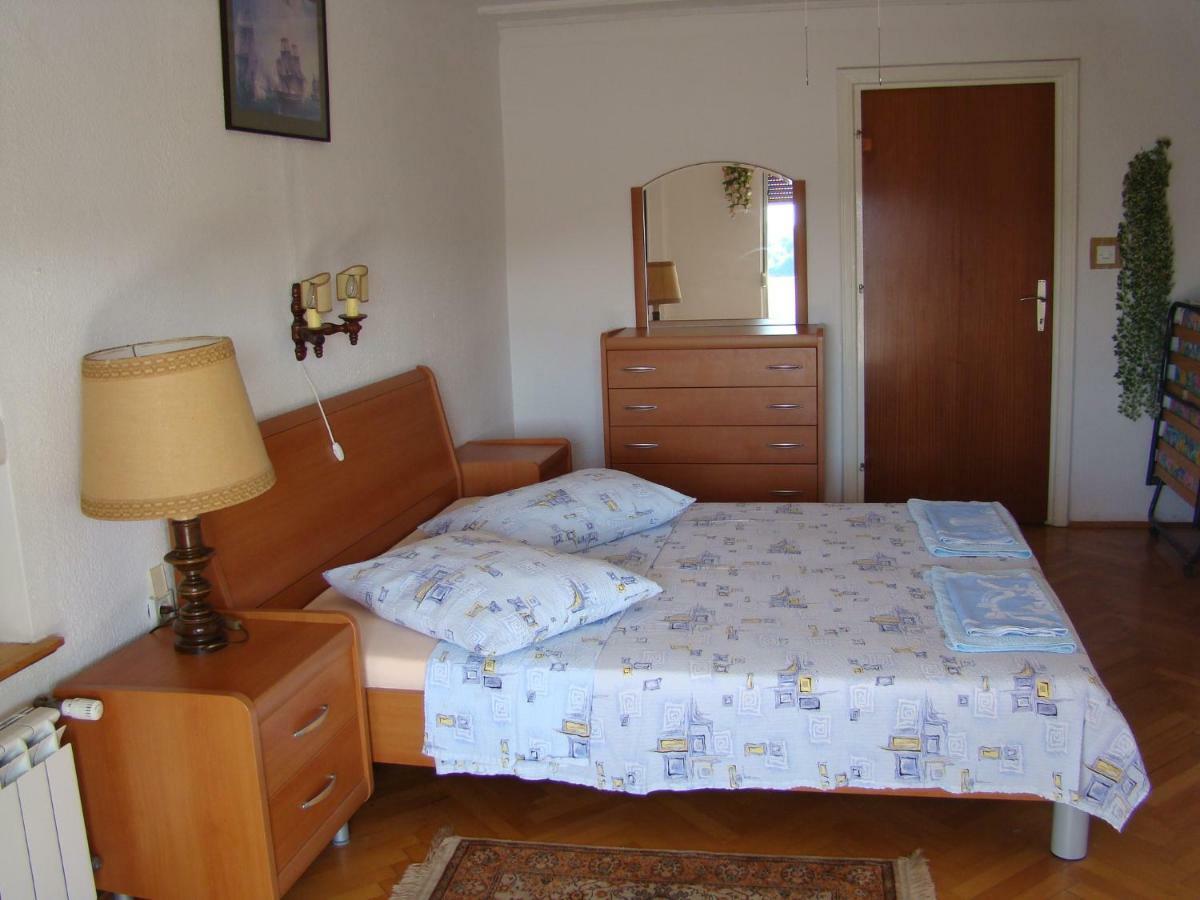Kampor Apartments Extérieur photo