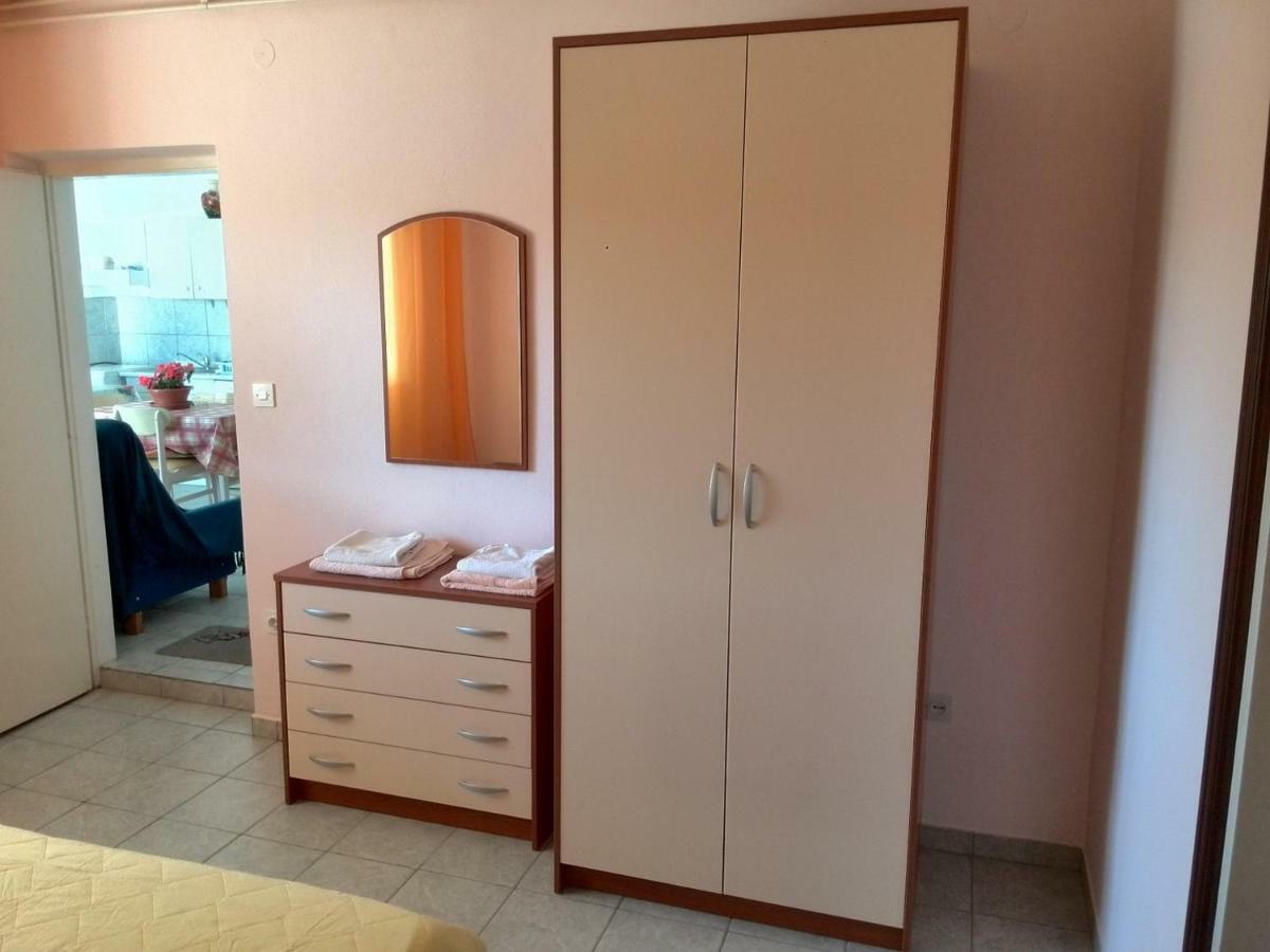Kampor Apartments Extérieur photo