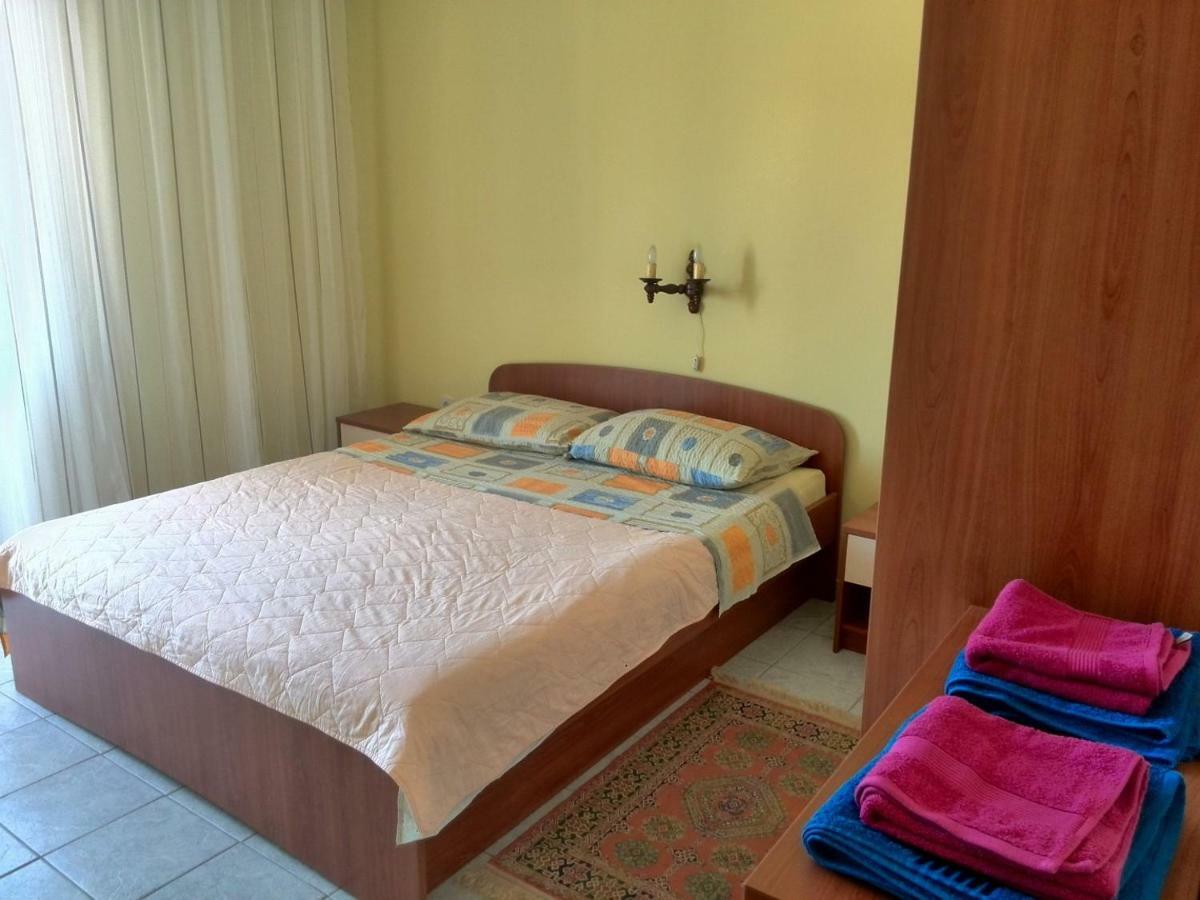 Kampor Apartments Extérieur photo